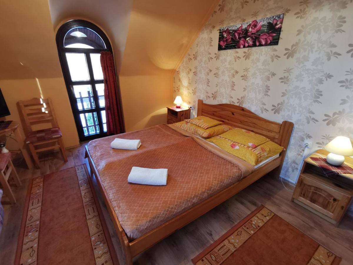 Hegyi Panzio Guest house Szilvasvarad